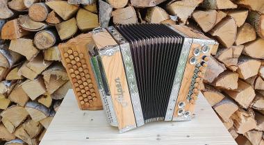 Steirische Harmonika Alpen Compact "Olive" B es as des 